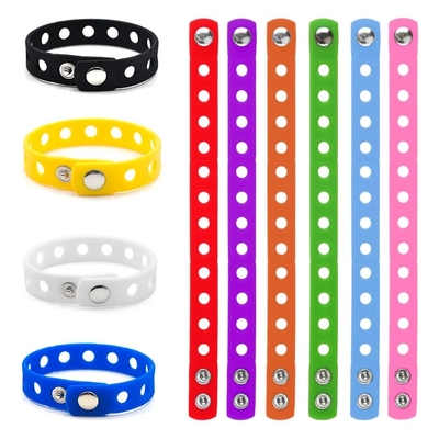 Braccialetto sportivo in silicone lungo 18 cm con servizio di stampaggio e ornamento personalizzato