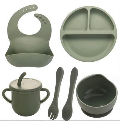 Set di cucina in silicone per bambini piccoli