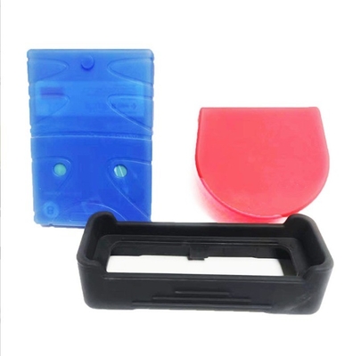 Prodotti non standard protetti con maniche di silicone personalizzate da un servizio di stampaggio