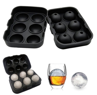 Facciamo senza sforzo delle sfere rotonde di whisky con un vassoio di silicone riutilizzabile