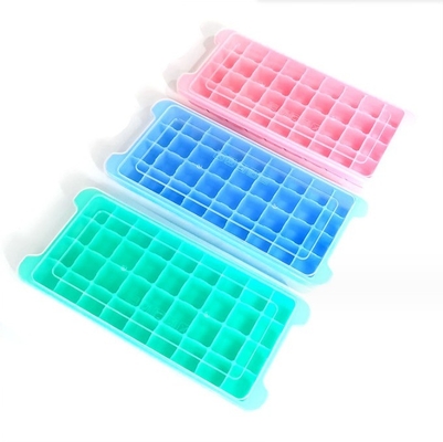 Grado alimentare 24 36 Cubo di ghiaccio in silicone quadrato con plastica tipo PP e copertura PP