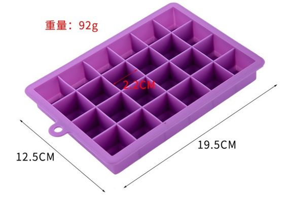 Fabbricanti di gelato facile rilascio 15 cavità 24 cavità silicone Ice Cube vaschette con coperchio