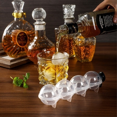 Fabbricante di ghiaccio in silicone fai da te Whiskey Hockey su ghiaccio Stampo a quattro buchi Rotondo Stampo di palla di ghiaccio in plastica