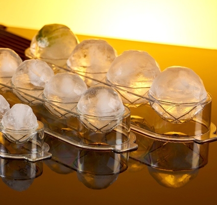 Scatola di ghiaccio a sfere 4 pcs PET in plastica di qualità alimentare Fancy Ice Cube Tray per accessori da cucina