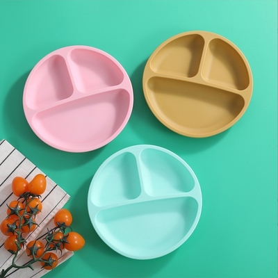 Piatto per stoviglie in silicone per bambini con tazza di aspirazione