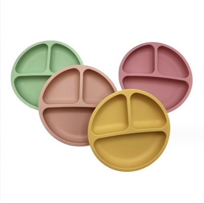 Set di alimentazione in silicone 3 aree Materiale di qualità alimentare Piatto per bambini con aspirazione divisa