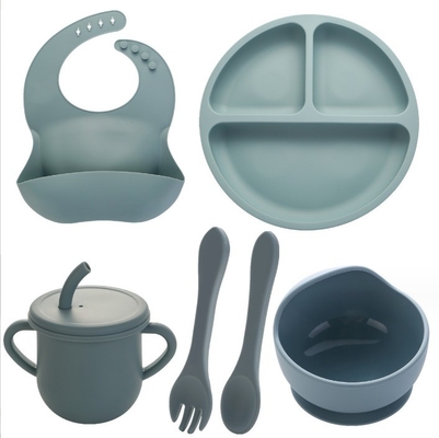 Niente Stile di design Set di alimentazione in silicone piatto per cena piatto tazza tazza cucchiaio forchetta sporco per neonati