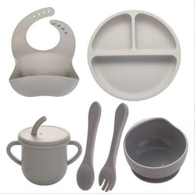 Niente Stile di design Set di alimentazione in silicone piatto per cena piatto tazza tazza cucchiaio forchetta sporco per neonati