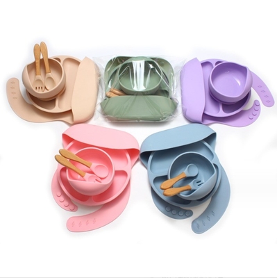 Niente Stile di Design Servitaio in silicone per bambino 5pcs BPA Free Feeding Set Cucchiaio cucchiaio