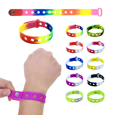 Disegno di lavorazione del silicone incantesimi regolabili braccialetti per eventi