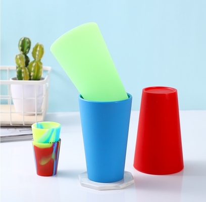 Home Cucina Tazze da bere in silicone colorate sostenibili per tazze da caffè riutilizzabili personalizzate