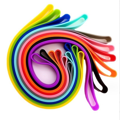 Elastici e colorati nastri di silicone perfetti per varie applicazioni