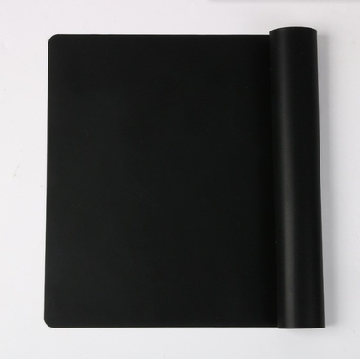 Stile di progettazione Nessun Indumento da tavolo in silicone Rettangolo antiscivolo 40x30cm Copertina di scrivania impermeabile