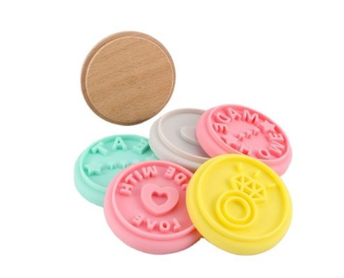 Timbri in silicone personalizzati sostenibili Timbri per biscotti di qualità alimentare con maniglia in legno